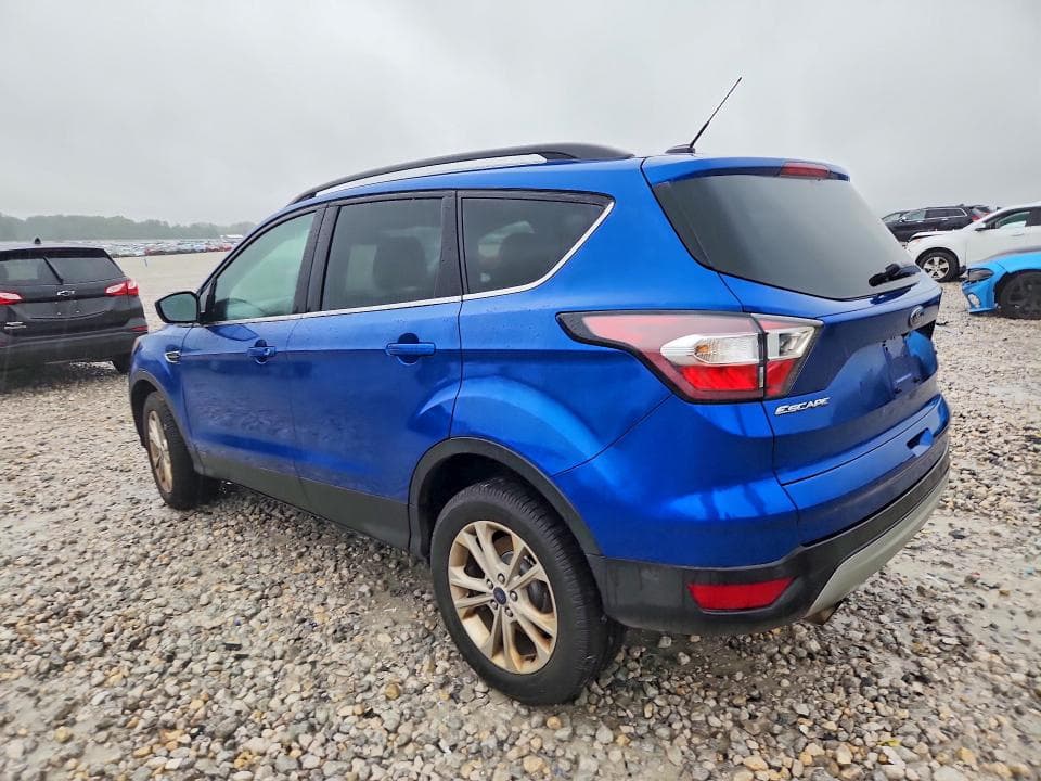 2017 FORD ESCAPE SE 2