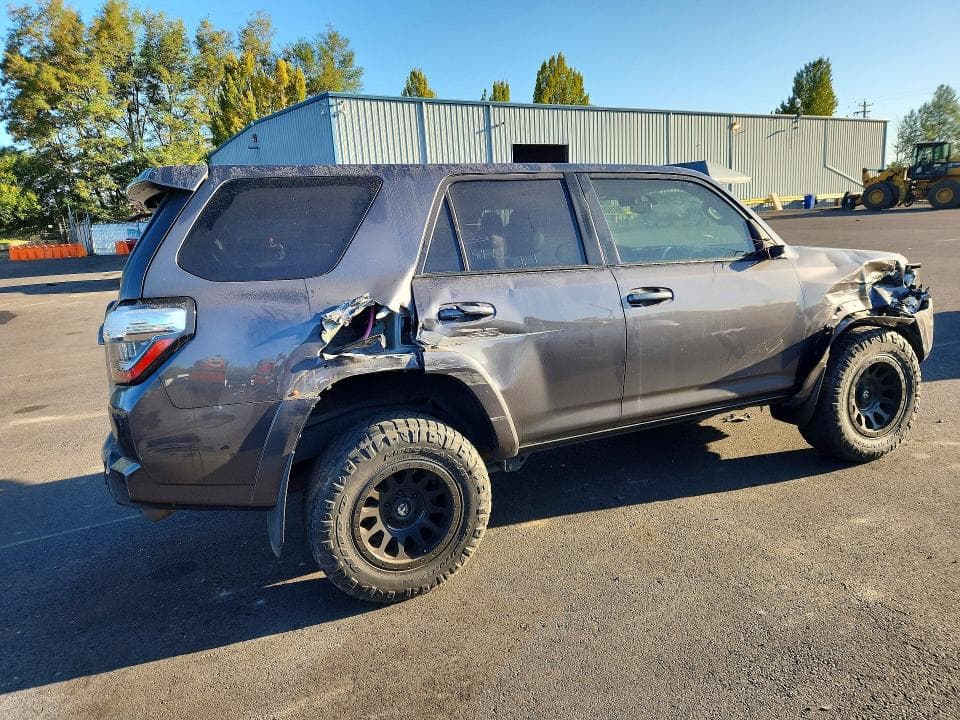 2017 TOYOTA 4RUNNER SR5 PREMIUM 3