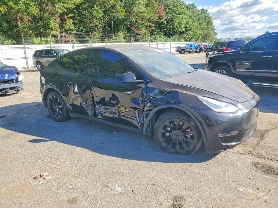 2021 TESLA MODEL Y 4