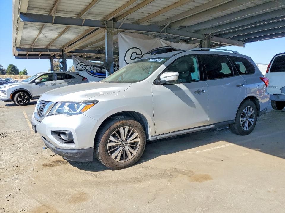 2017 NISSAN PATHFINDER SV - 1