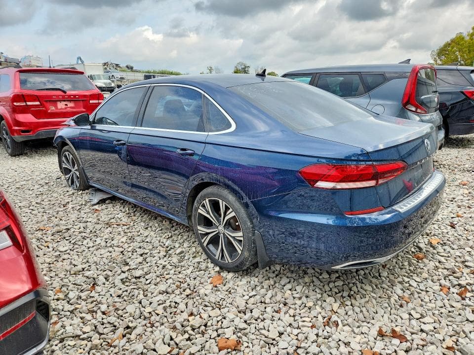 2022 VOLKSWAGEN PASSAT SE 2