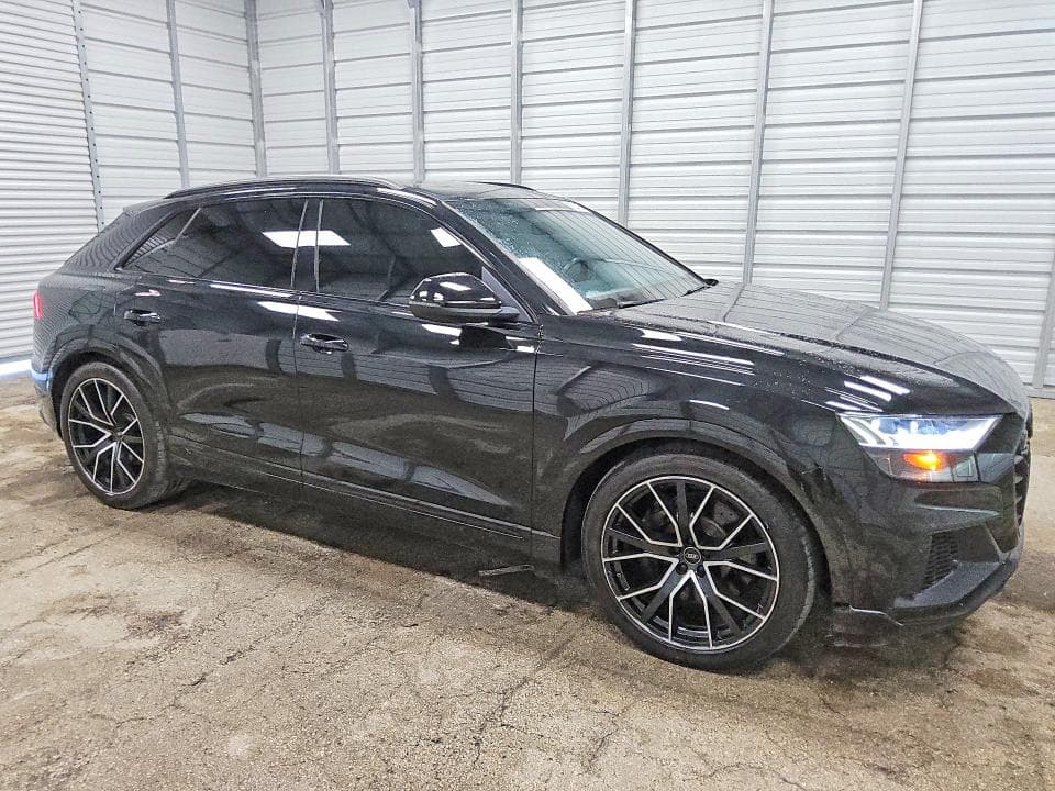 2022 AUDI SQ8 PREMIUM PLUS 4