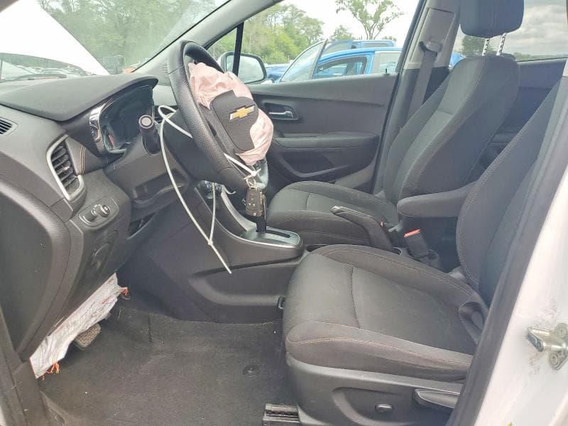 2018 CHEVROLET TRAX 1LT 7