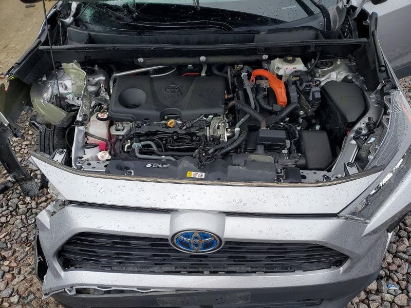 2021 TOYOTA RAV4 LE 12