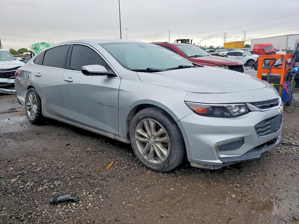 2017 CHEVROLET MALIBU LT 4