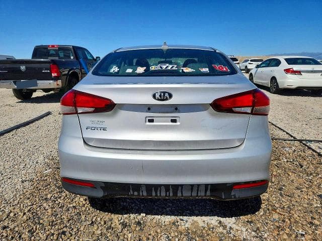 2017 KIA FORTE LX 6