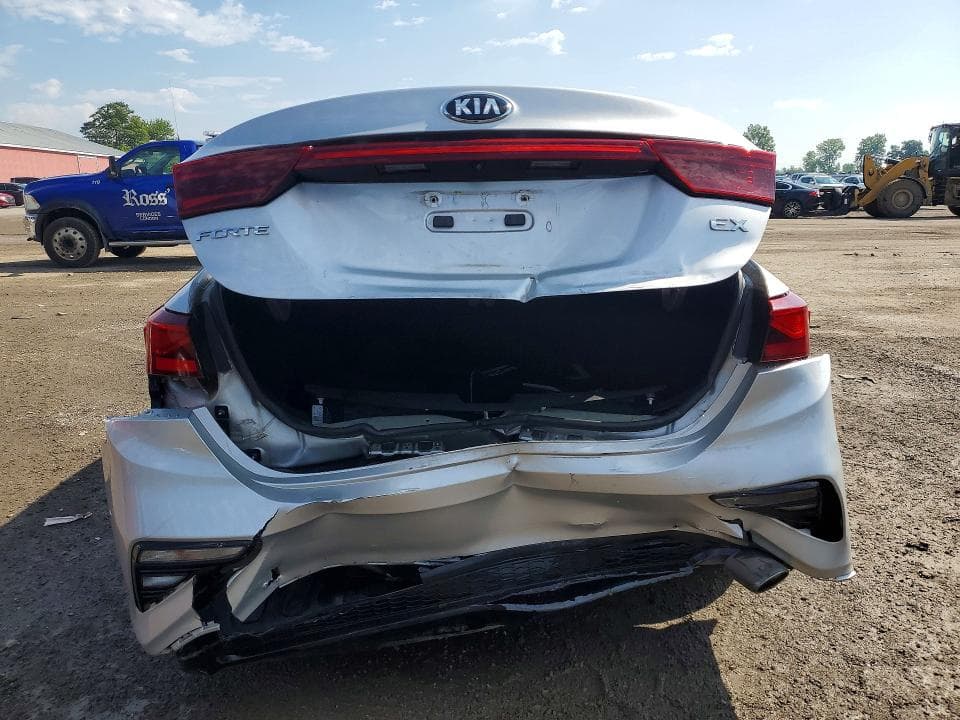 2019 KIA FORTE EX 6