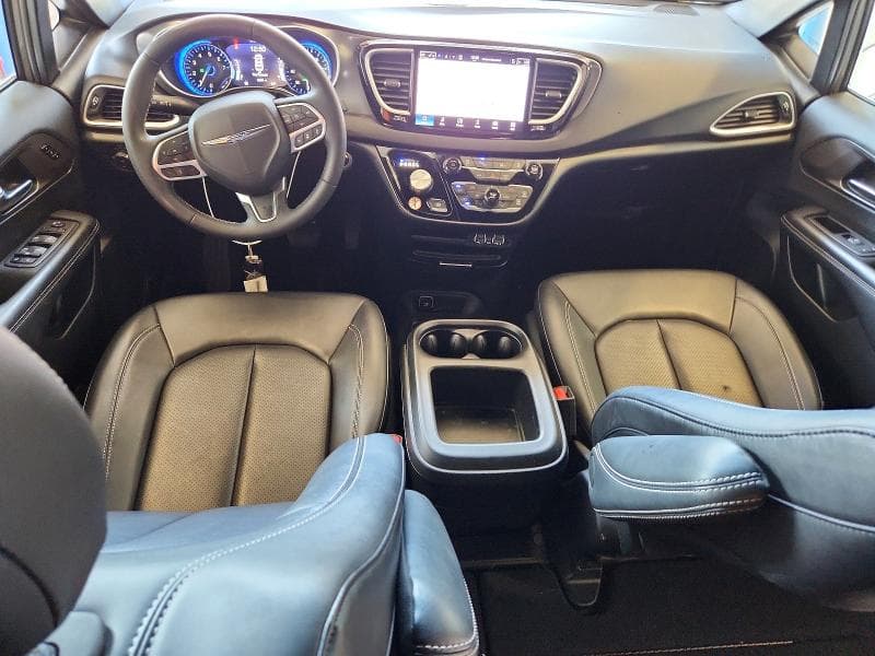 2025 CHRYSLER PACIFICA SELECT 8