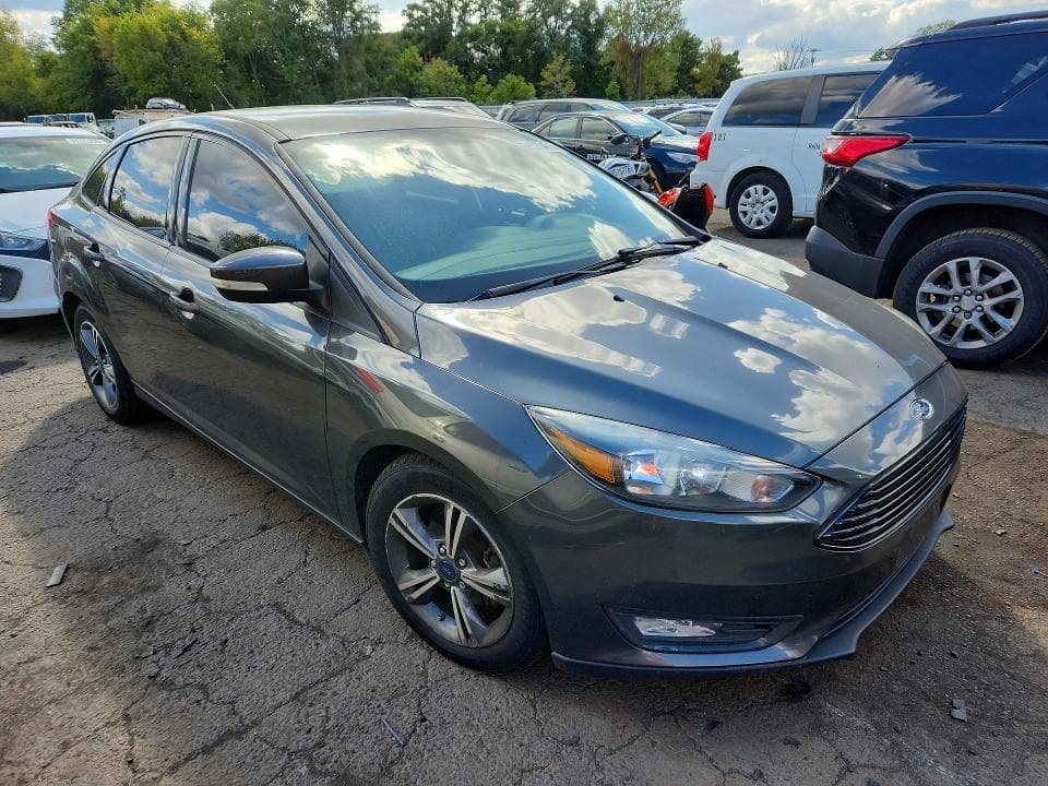 2018 FORD FOCUS SE 4