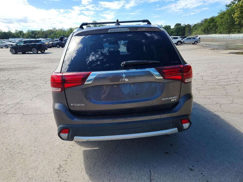 2017 MITSUBISHI OUTLANDER GT 6