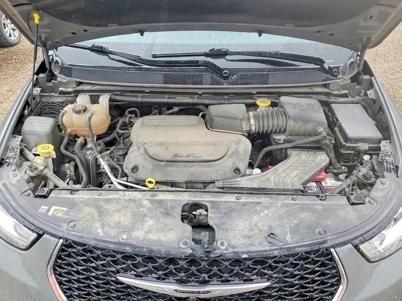 2022 CHRYSLER PACIFICA TOURING L 12