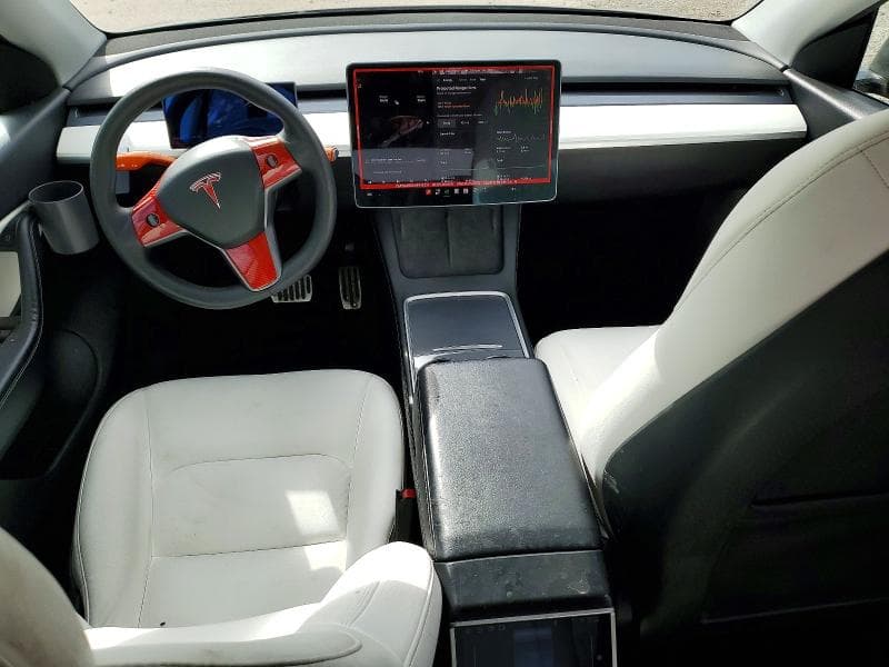 2022 TESLA MODEL Y 8