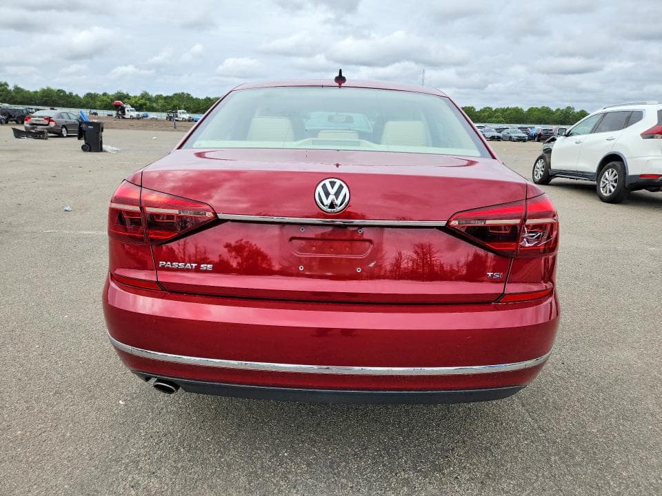 2017 VOLKSWAGEN PASSAT SE 6