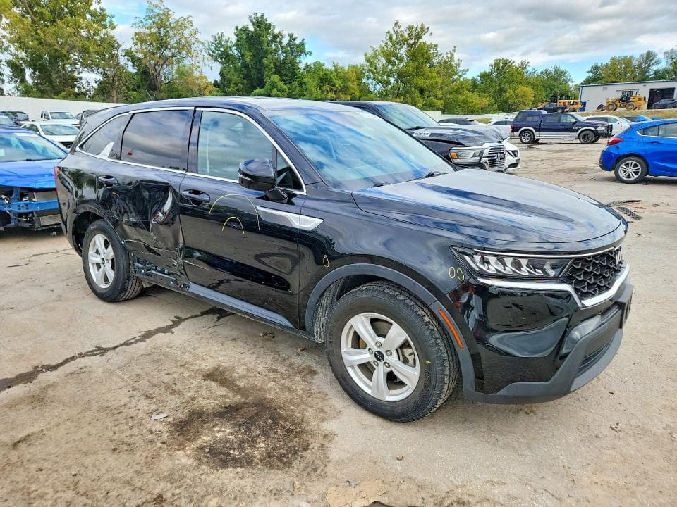 2023 KIA SORENTO LX 4