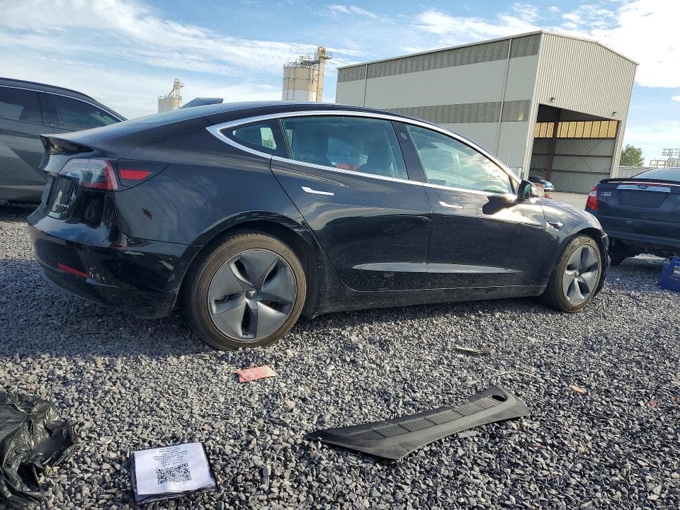 2020 TESLA MODEL 3 3