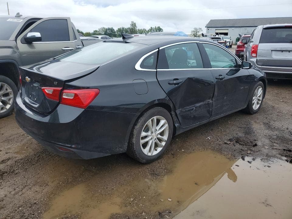 2017 CHEVROLET MALIBU LT 3