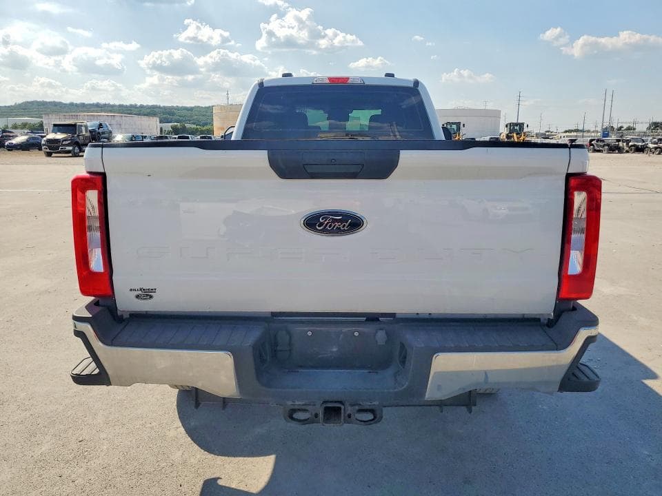 2024 FORD F350 SUPER DUTY 6