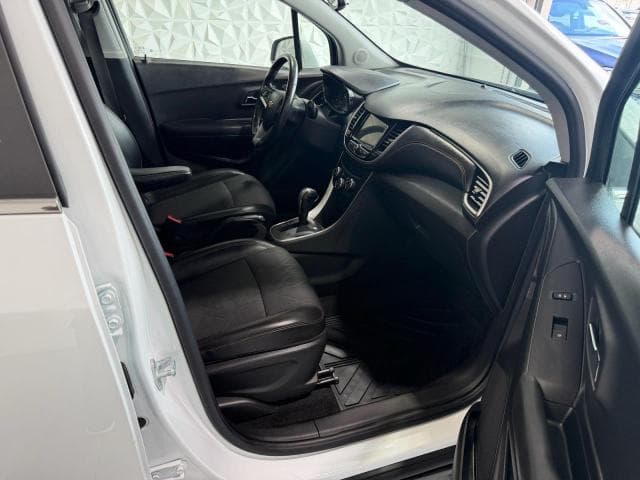 2019 CHEVROLET TRAX 1LT 5