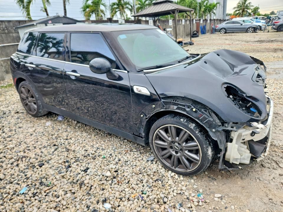 2017 MINI COOPER S CLUBMAN 4
