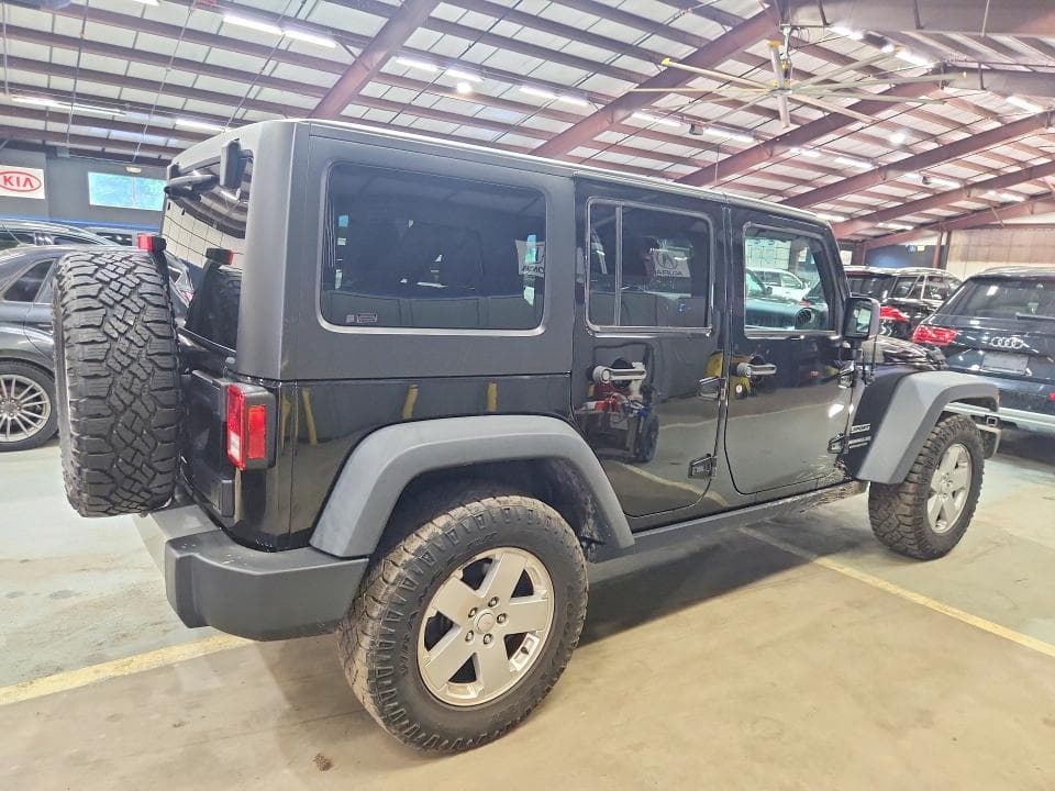 2017 JEEP WRANGLER UNLIMITED SPORT 3