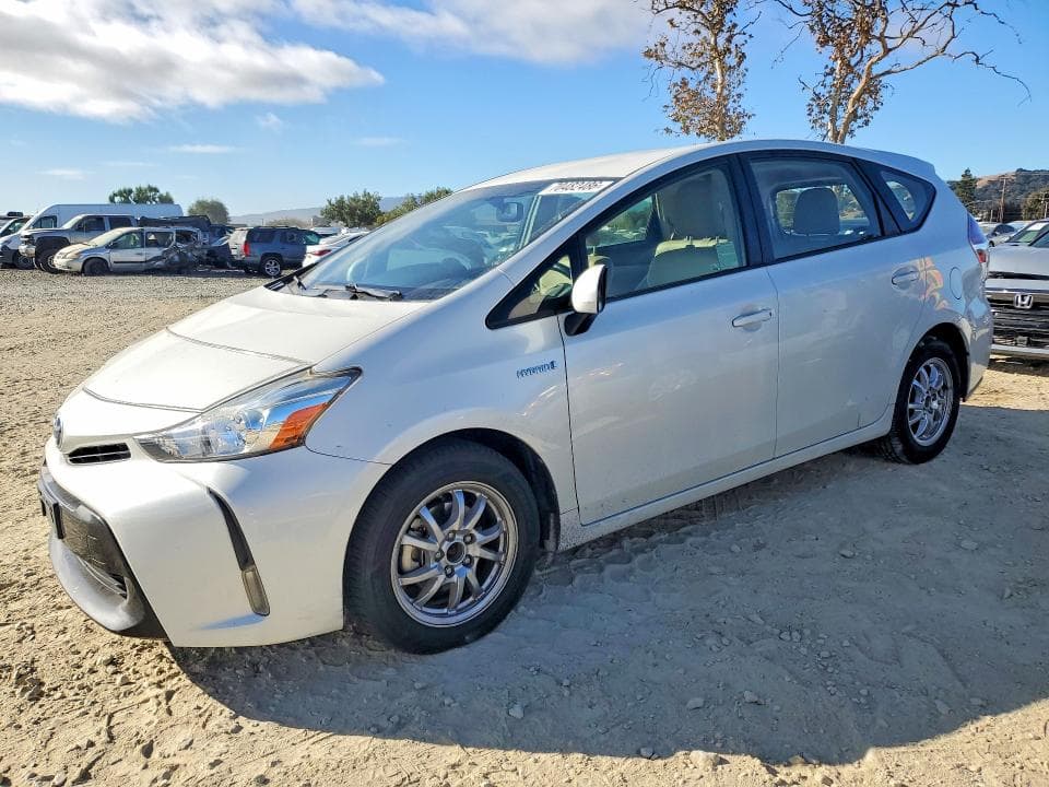 2017 TOYOTA PRIUS V FOUR