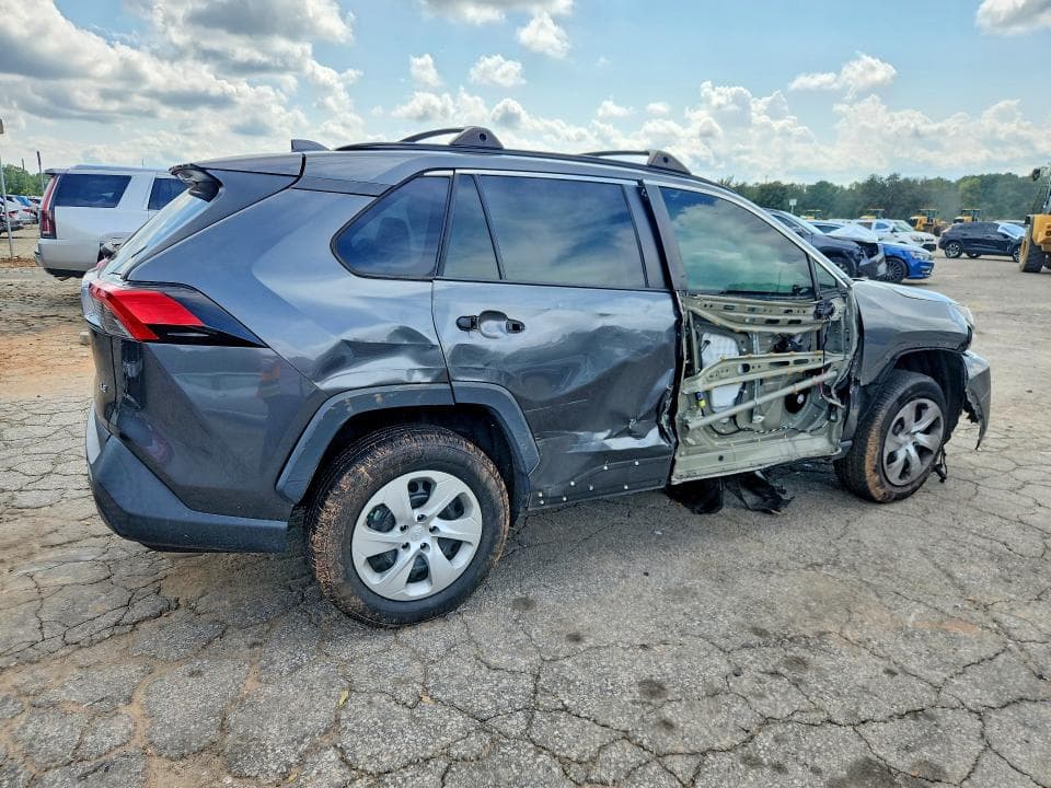 2020 TOYOTA RAV4 LE 3