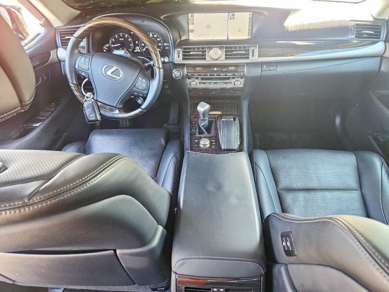 2017 LEXUS LS 460L 8