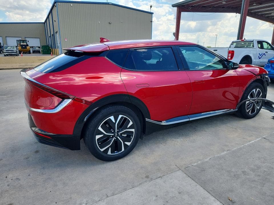 2023 KIA EV6 WIND 3