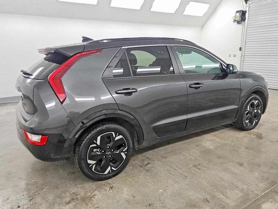 2023 KIA NIRO WIND 3