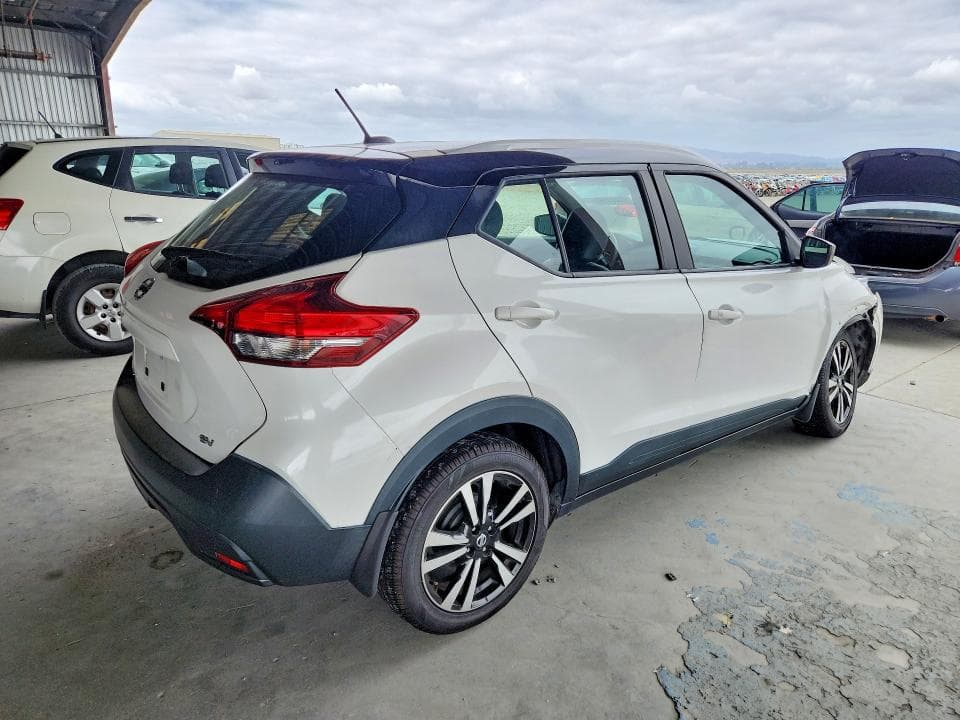 2019 NISSAN KICKS SV 3