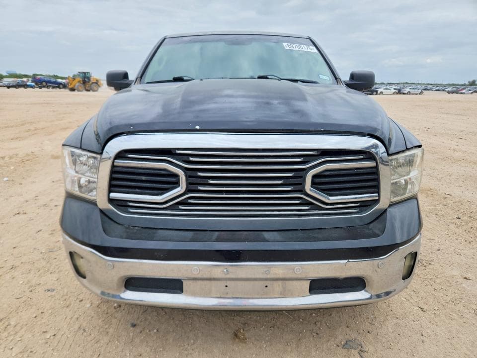 2017 RAM 1500 SLT 5