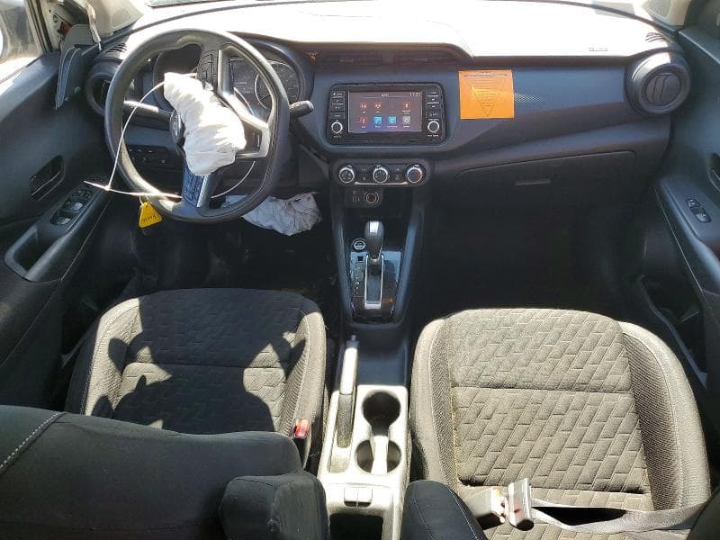 2021 NISSAN KICKS S 8