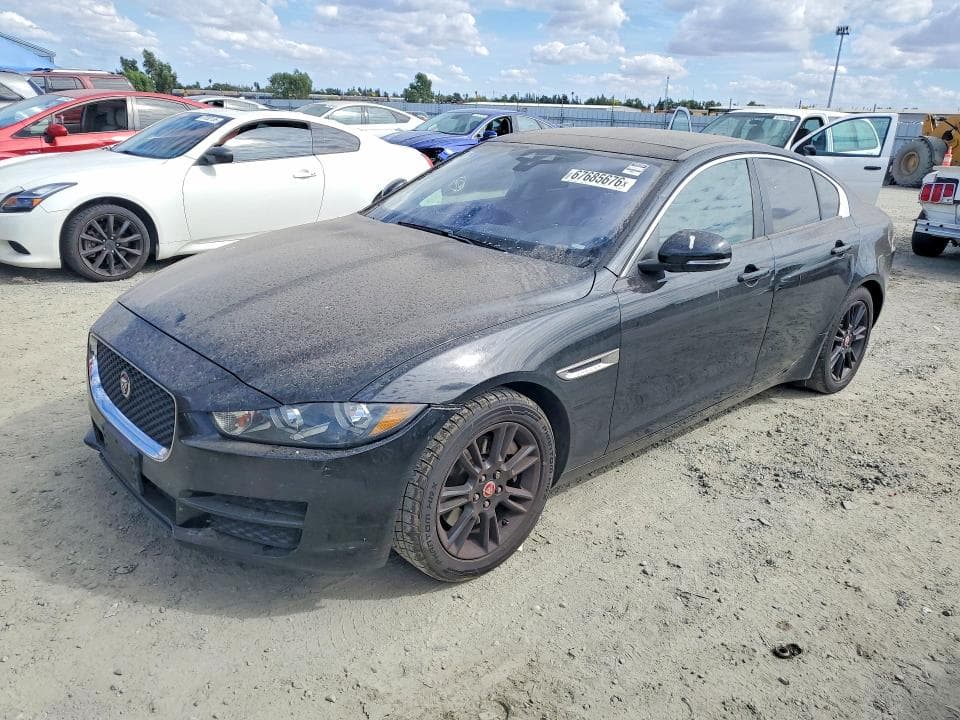 2017 JAGUAR XE PREMIUM - 1