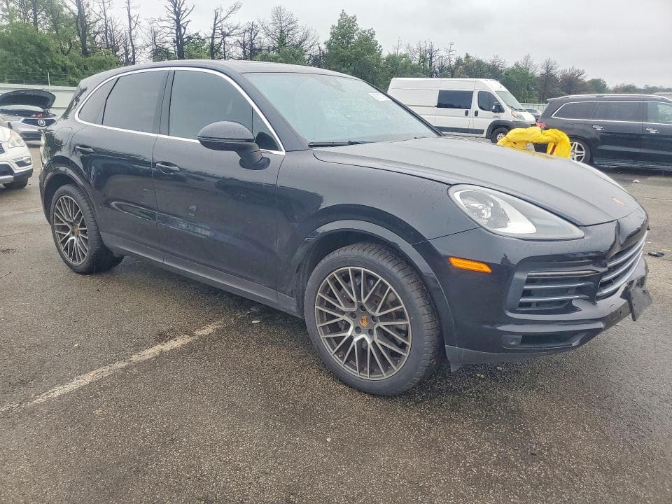 2022 PORSCHE CAYENNE 4