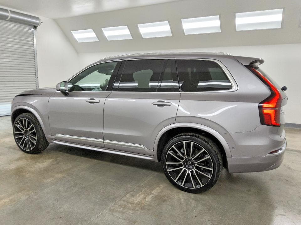 2026 VOLVO XC90 PLUS 2