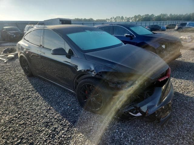 2017 TESLA MODEL X 4