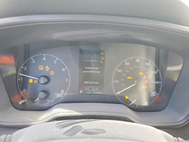 2024 TOYOTA COROLLA LE 9