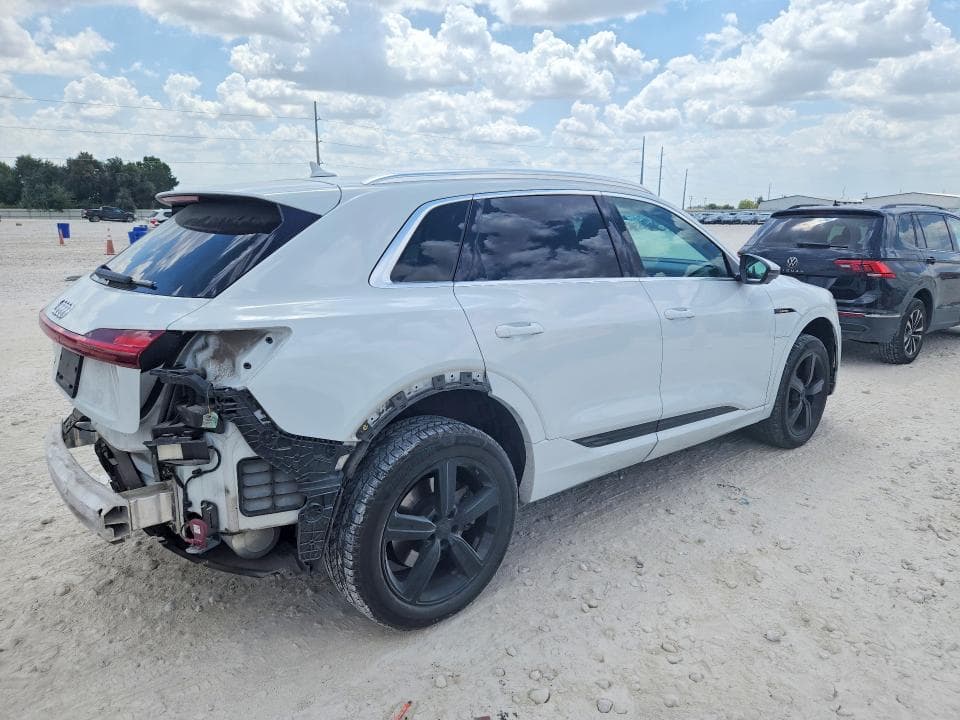 2019 AUDI E-TRON PREMIUM PLUS 3