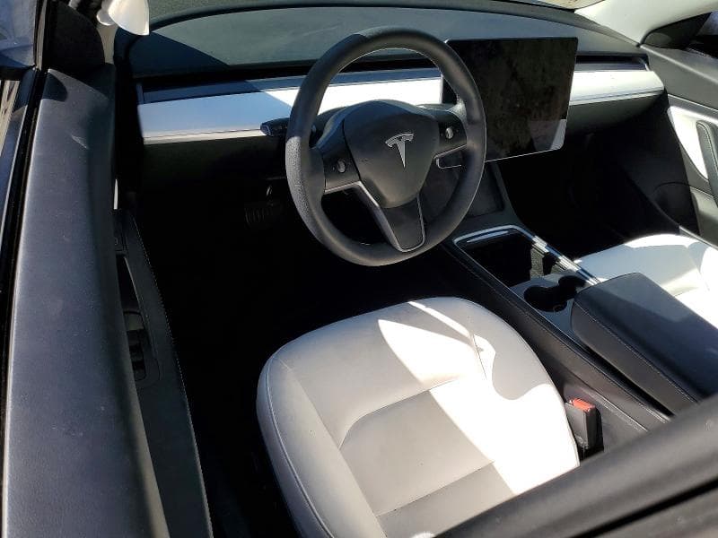2021 TESLA MODEL 3 8