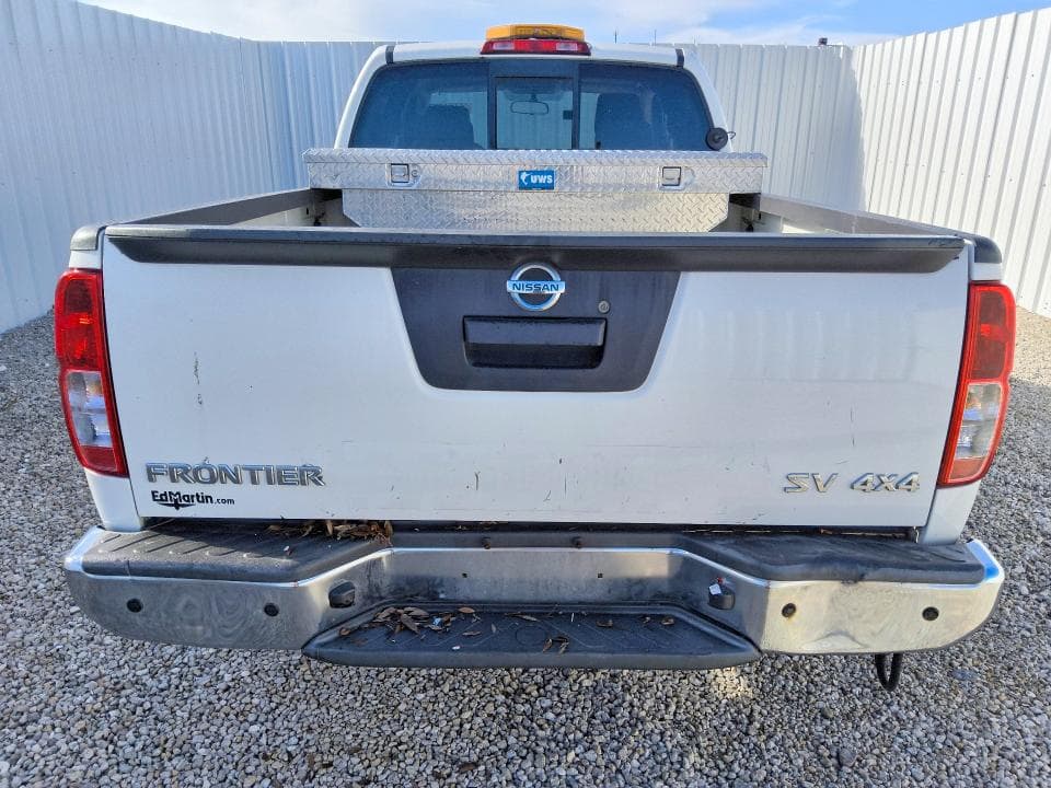 2017 NISSAN FRONTIER SV V6 6