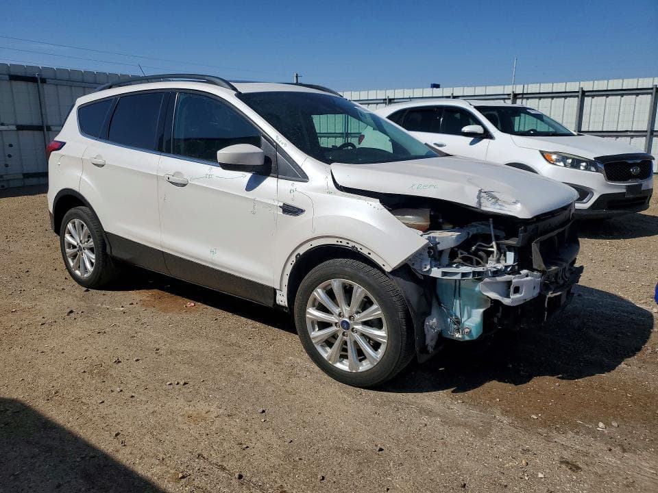 2019 FORD ESCAPE SEL 4