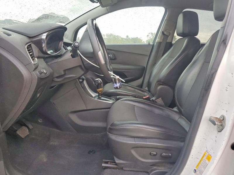 2020 CHEVROLET TRAX 1LT 7