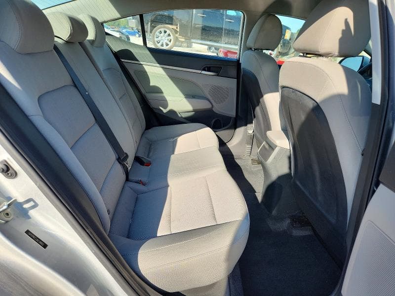2018 HYUNDAI ELANTRA SEL 10