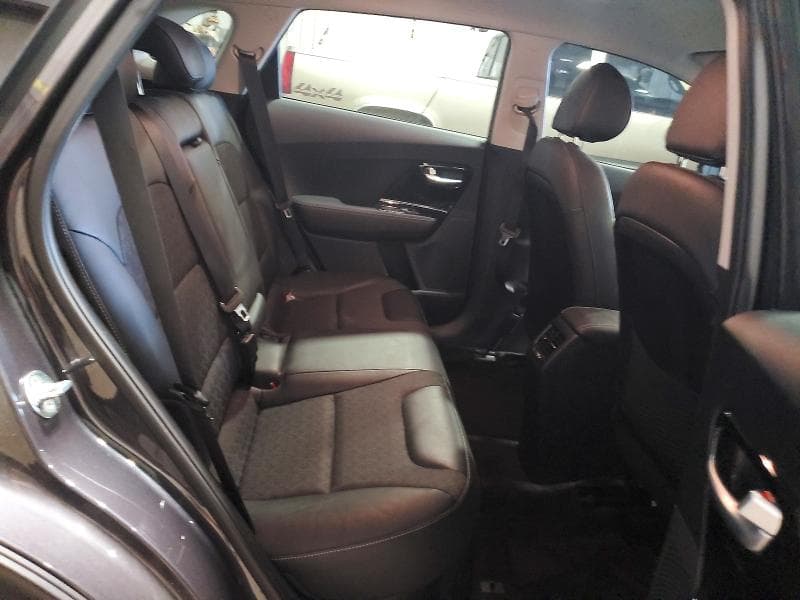 2018 KIA NIRO EX 11