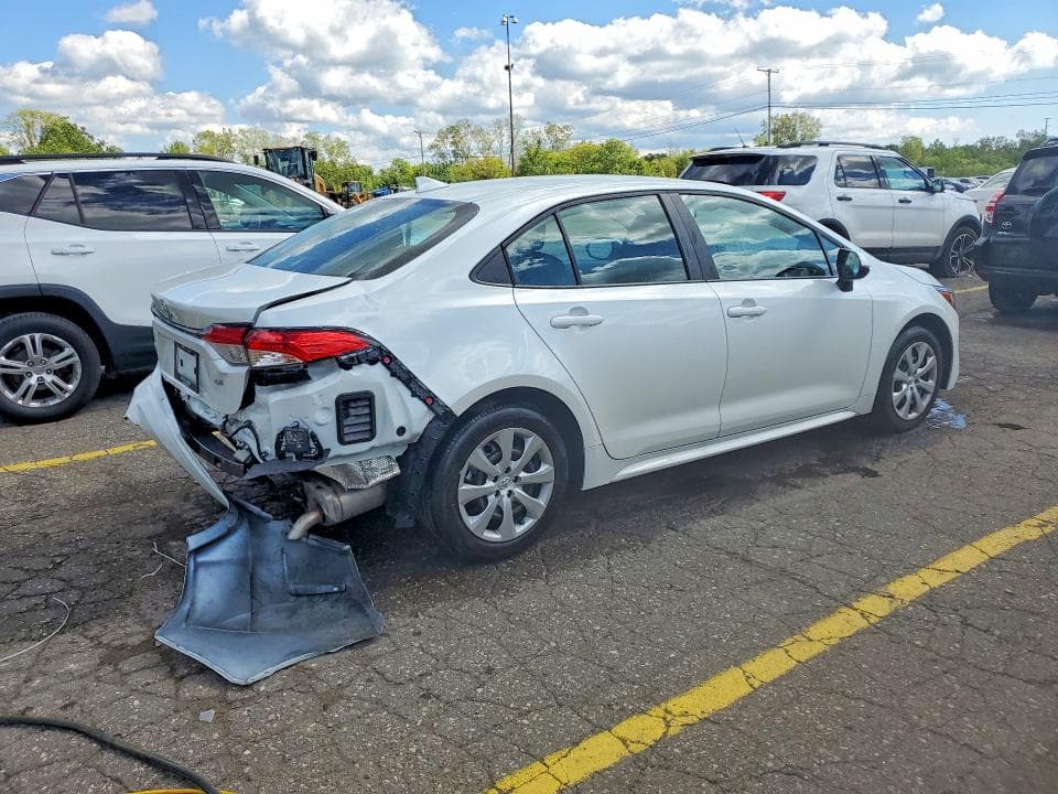 2026 TOYOTA COROLLA LE 3