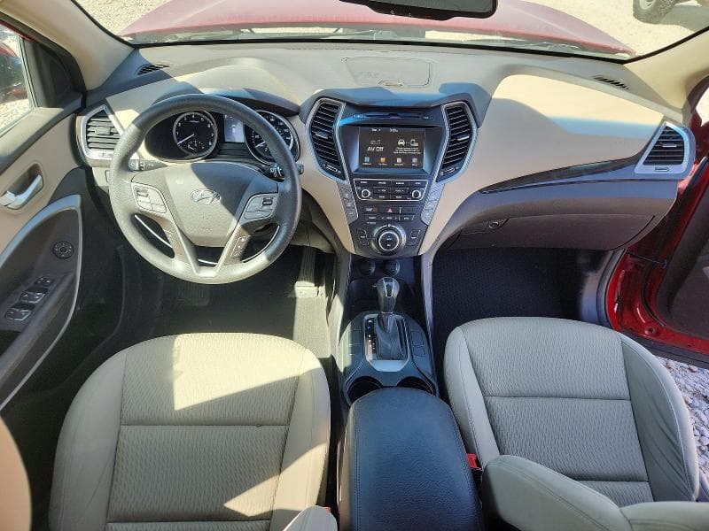 2017 HYUNDAI SANTA FE SE 8