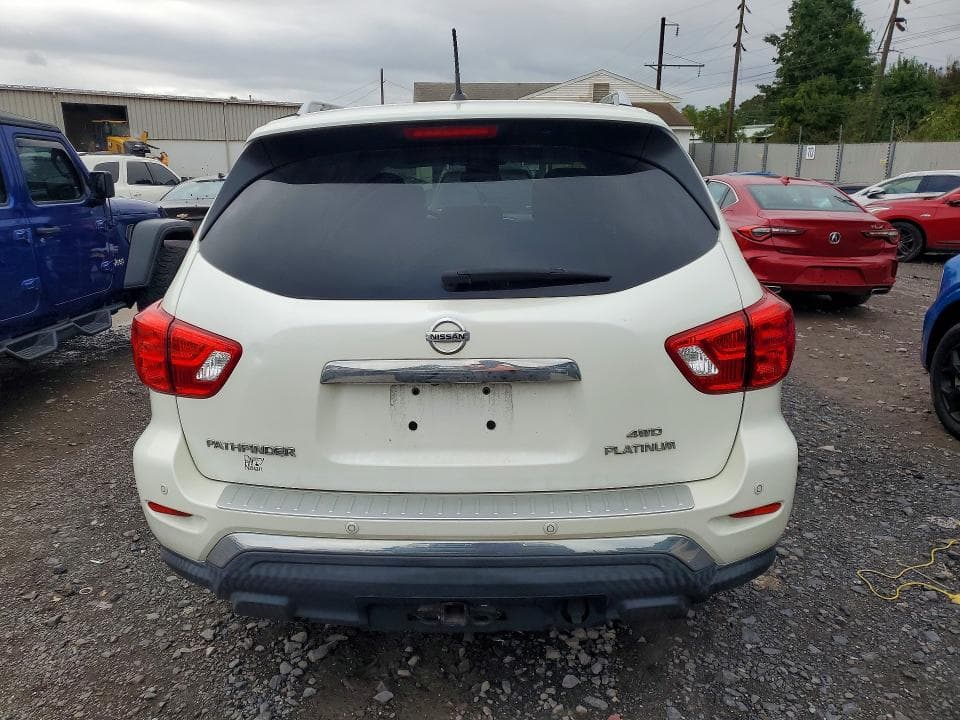 2018 NISSAN PATHFINDER PLATINUM 6