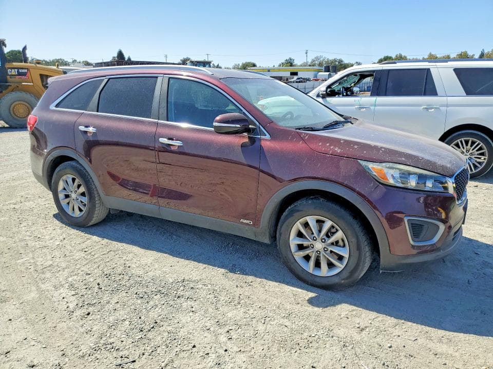 2017 KIA SORENTO LX 4