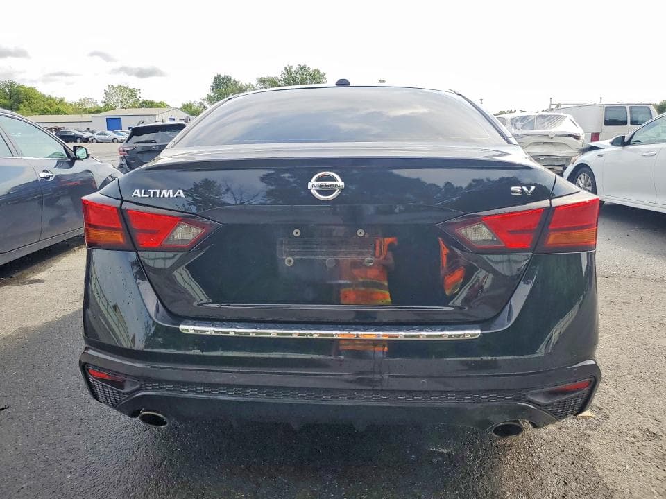 2021 NISSAN ALTIMA SV 6