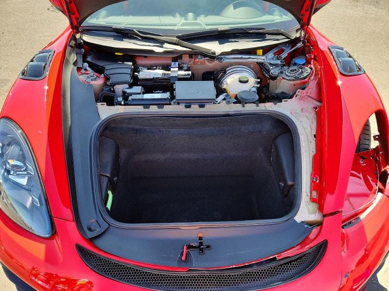 2025 PORSCHE CAYMAN GT4 RS 11